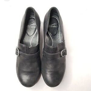 Dansko Professional Shoe with buckle Sz 40 | Black